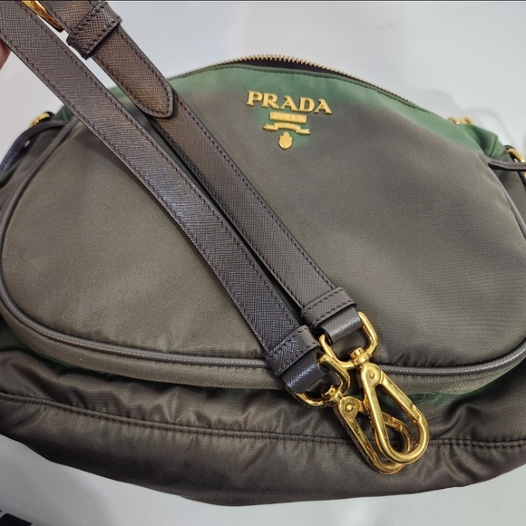 Prada Authentic nylon crossbody messenger bag ombre style green army green - Picture 11 of 16